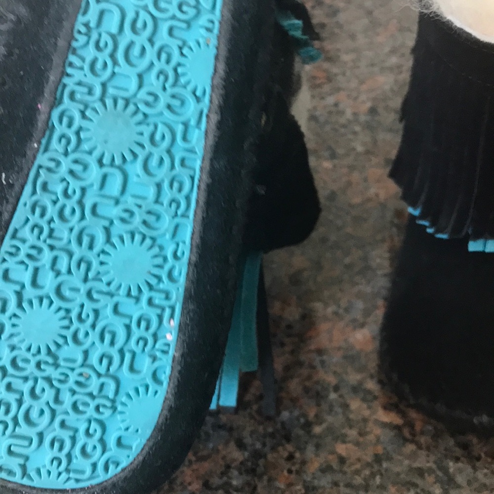 Kids ugg boots - Picture 3 of 4